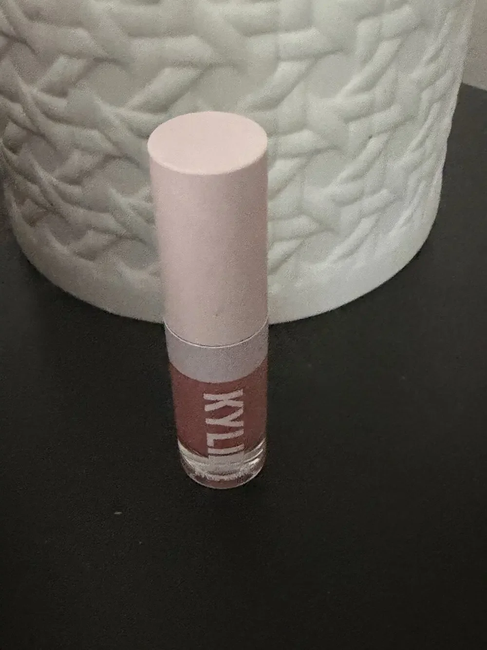 Kylie Jenner Matte Liquid Lipstick In 808 Kylie 1ml Travel Size